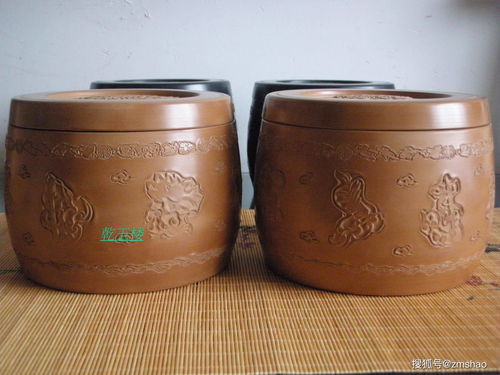 雅趣與匠心 養(yǎng)蟋蟀的盆具文化及其市場(chǎng)價(jià)值